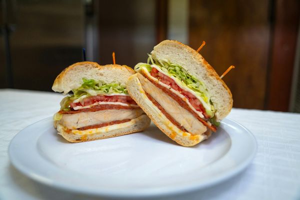 Rocky's Millwood Deli by null
