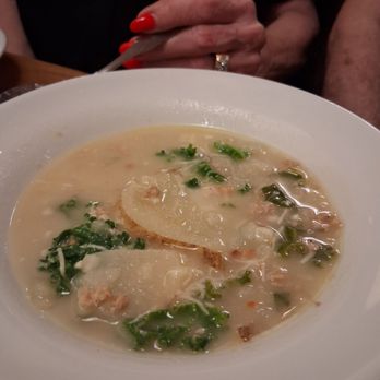 Olive Garden Italian Restaurant - Soup - Italian Near Me - Folsom, California