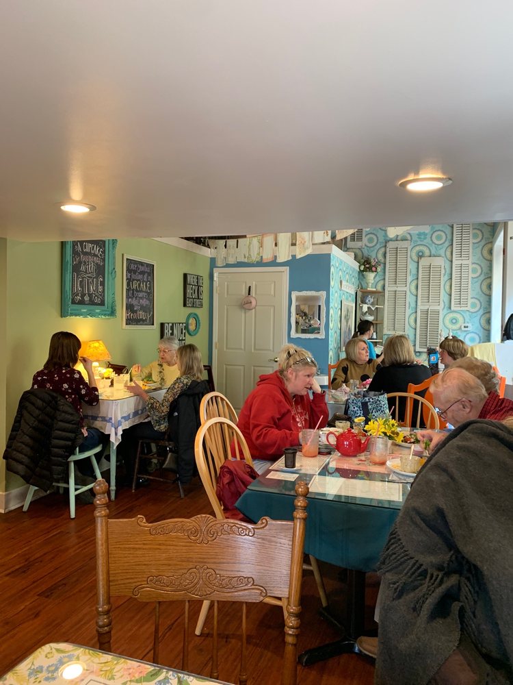 Letty Mae's Tea Room Logo