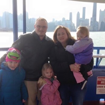 Navy Pier - Boat tour on navy pier - Landmarks & Historical Buildings Near Me - Chicago, Illinois