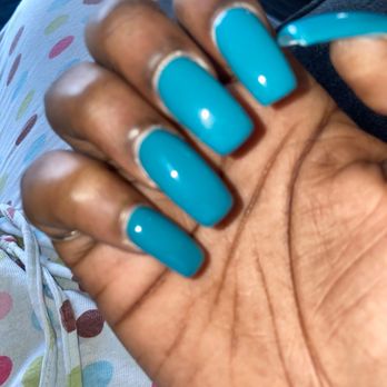 Queen Nails - Awful !!! - Nail Salons Near Me - Los Angeles, California