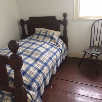 Poe Park - The bed (and room) in which Poe's wife died - Parks Near Me - Bronx, New York Poe Park - The bed (and room) in which Poe's wife died - Parks Near Me - Bronx, New York