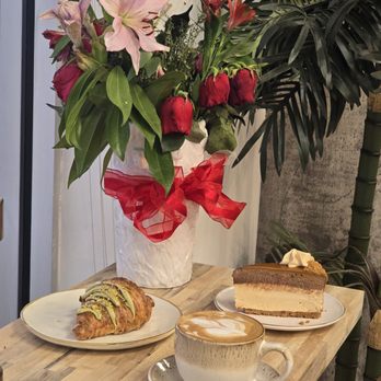 The Maison Skalli - Pistachio Croissant Cheesecake - Breakfast & Brunch Near Me - Dublin, Ohio The Maison Skalli - Pistachio Croissant Cheesecake - Breakfast & Brunch Near Me - Dublin, Ohio