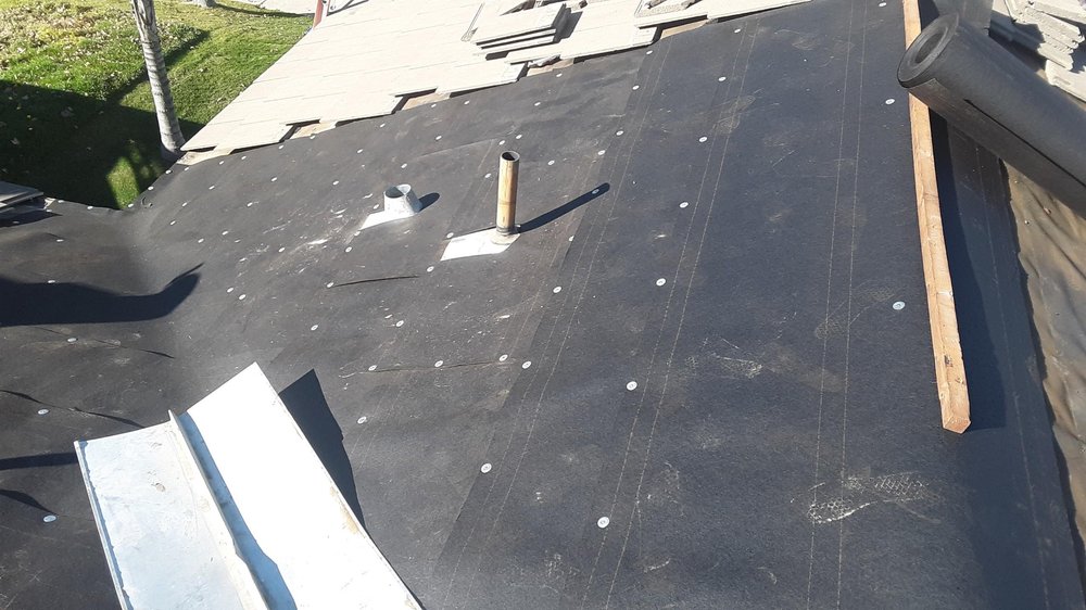 Slide of Latchford Roofing