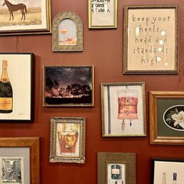 Bathroom decor