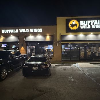 Buffalo Wild Wings - Chicken Wings Near Me - Columbia, South Carolina