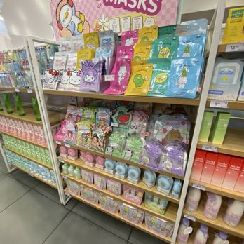 MINISO - Home Decor Near Me - Roseville, California