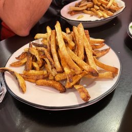 Fries without the feta. They were mehhh Fries without the feta. They were mehhh