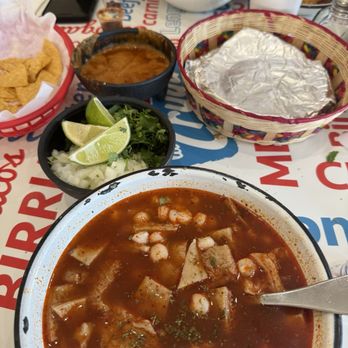 El Compa Birria Tatemada - Menudo Rojo Con Grano - Mexican Near Me - Las Vegas, Nevada El Compa Birria Tatemada - Menudo Rojo Con Grano - Mexican Near Me - Las Vegas, Nevada