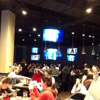 Harry Buffalo - Bar area - Burgers Near Me - Westerville, Ohio