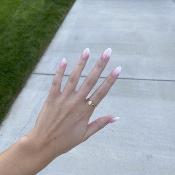 Lavish Nails & Spa - Nail Salons Near Me - Chesterfield, Virginia