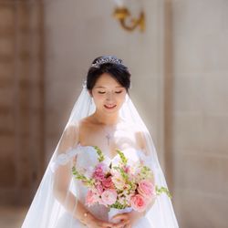 Fresh Flower & Gift Shop - Bridal bouquet