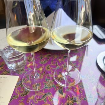 Anajak Thai - Hermann Ludes Riesling Germany 2024 - Thai Near Me - Sherman Oaks, California