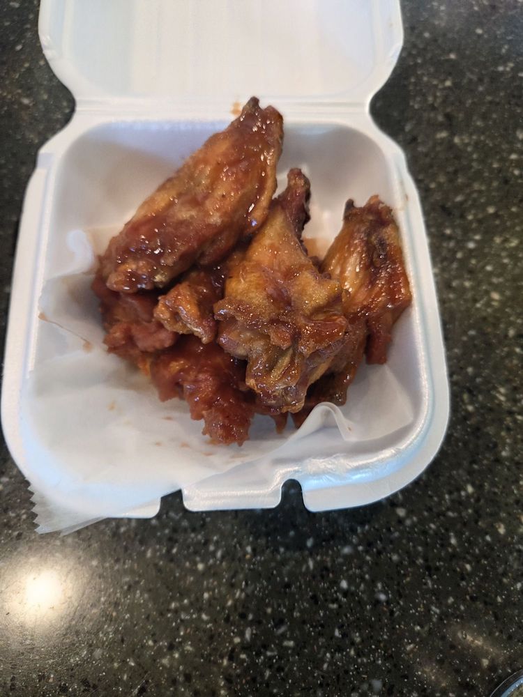 Food from American Wings