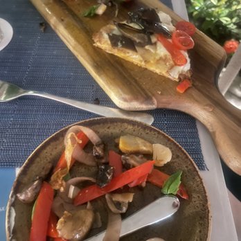 House Without A Key - Utopia flatbread. They randomly added veggies we didn't want - Seafood Near Me - Honolulu, Hawaii