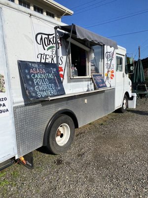 TACOS EL TEKIS by null