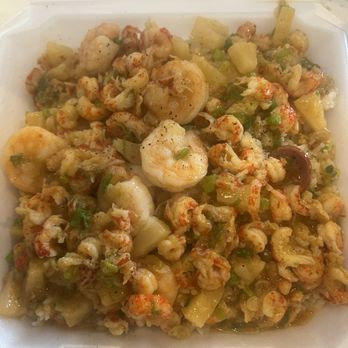 Krav’n K’asian - SWEET PINEAPPLE FRIED RICE WITH SHRIMP & CRAWFISH! - Seafood Near Me - Houston, Texas Krav’n K’asian - SWEET PINEAPPLE FRIED RICE WITH SHRIMP & CRAWFISH! - Seafood Near Me - Houston, Texas