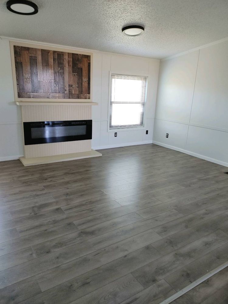 Slide of Complete Roofing and Solar