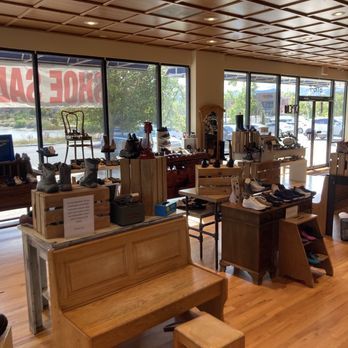 Murray's Shoes - Shoe Stores Near Me - Littleton, Colorado Murray's Shoes - Shoe Stores Near Me - Littleton, Colorado