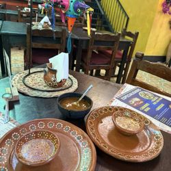 El Mexicano - Food and entertainment