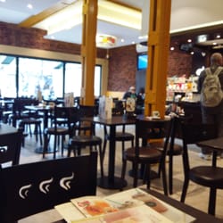 Café Martinez - Desde la mesa, espero mi almuerzo