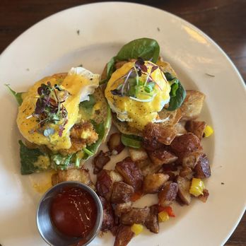 The Duplex - Lobster Benedict - Lounges Near Me - Chicago, Illinois The Duplex - Lobster Benedict - Lounges Near Me - Chicago, Illinois