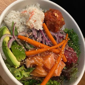 Chubby Sushi & Ramen - Tuna salmon mix Poke bowl - Sushi Bars Near Me - Brea, California