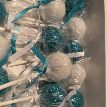 XOXO Cake Pops - Fun sparkly box! - Desserts Near Me