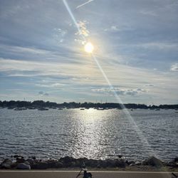 Providence E-Bike Rentals - Waterfront path