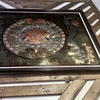 Casa Raya - Wall art - Mexican Near Me - Mount Vernon, Illinois