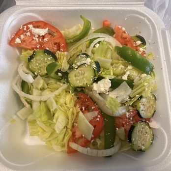 Lola’s Diner - Greek salad - Diners Near Me - Chicago, Illinois