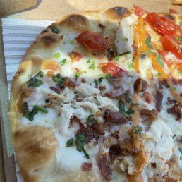 Flat Chipotle Chicken & Bacon Flatbread Pizza