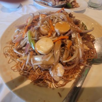 East Wall Chinese Restaurant - Combo fried noodle - Seafood Near Me - Houston, Texas East Wall Chinese Restaurant - Combo fried noodle - Seafood Near Me - Houston, Texas