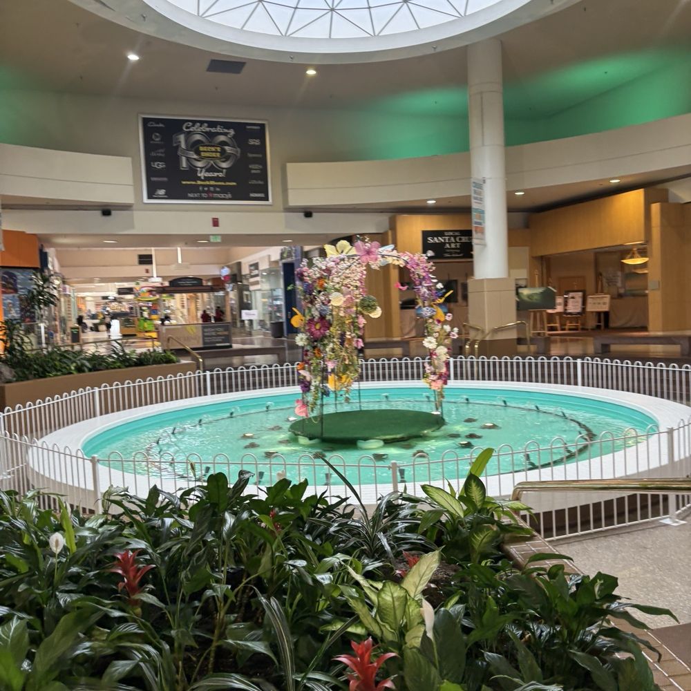 Capitola Mall - Shopping Centers Near Me - Capitola, California