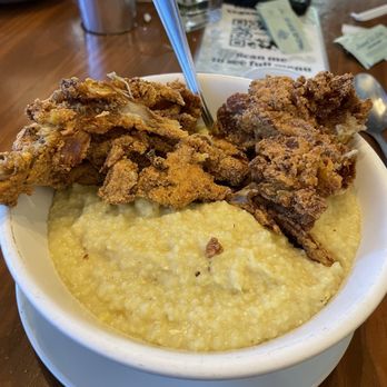 Vegan Avenue - Fried Oyster Mushrooms and Grits - Vegan Near Me - San Antonio, Texas