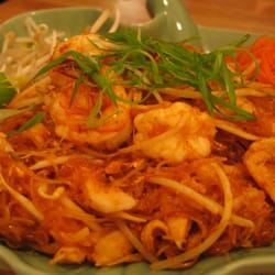 Nathan's Noodles - Nathan's Pad Thai