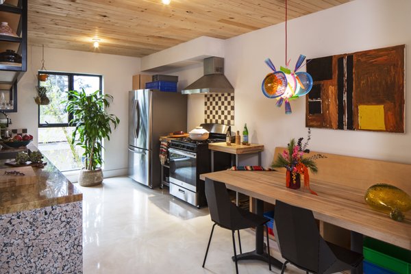 Treehouse Hollywood by null