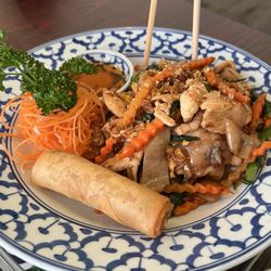 Lunch special pad see ew