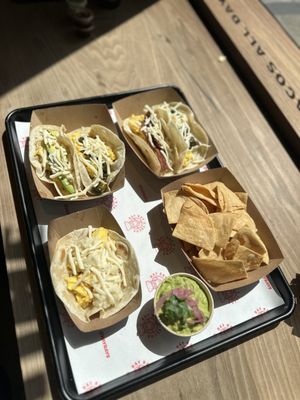 Ray Ray's Tacos by null