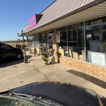 Velvet Grind - Front of store - Coffee & Tea Near Me - Mabank, Texas Velvet Grind - Front of store - Coffee & Tea Near Me - Mabank, Texas