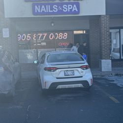 Lilac Hill Nails & Spa - Storefront
