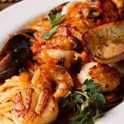 Upper Deck Ale and Sports Grille - Fritti Di Mare