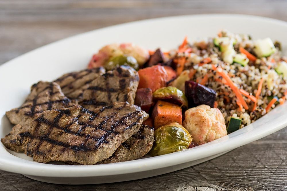 Sharky's Woodfired Mexican Grill — Mexican restaurant in Toluca Lake