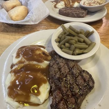 Logan's Roadhouse - 6 oz Sirloin - Steakhouses Near Me - Spanish Fort, Alabama Logan's Roadhouse - 6 oz Sirloin - Steakhouses Near Me - Spanish Fort, Alabama