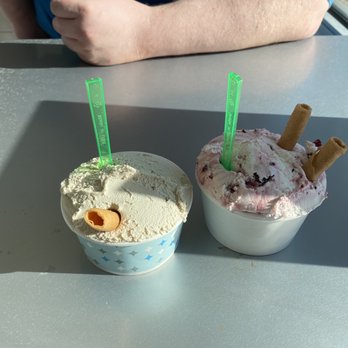 Frost Gelato - Roasted Marshmallow and marble black cherry - Desserts Near Me - Albuquerque, New Mexico