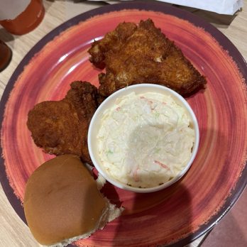 Pollo Campero - Chicken Shop Near Me - New York, New York