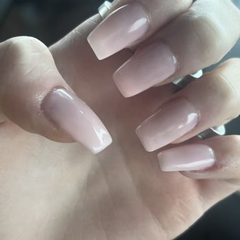 Tipsy Nail & Lash Bar - Nail Salons Near Me - Manalapan, Florida