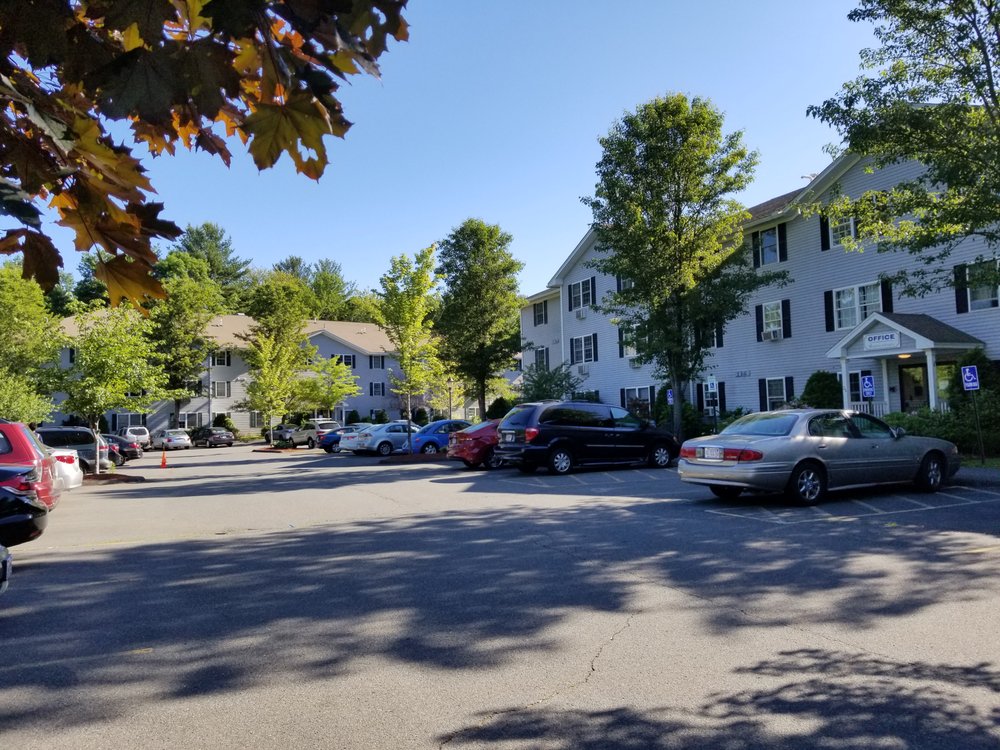 WINDFIELD FAMILY ESTATES Updated September 2024 36 Greenleaves Dr