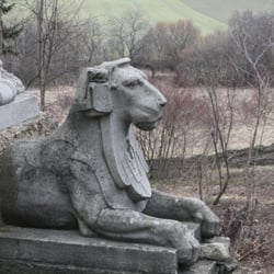Roseburg - An einer Bank