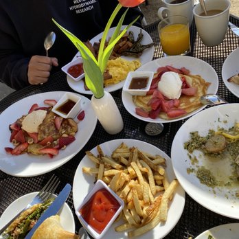 Aracely Cafe - New American Near Me - San Francisco, California